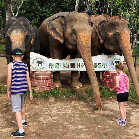 Snooze Inn Phuket - Free Shuttle To Bang Rong Pier Pa Khlok Dış mekan fotoğraf