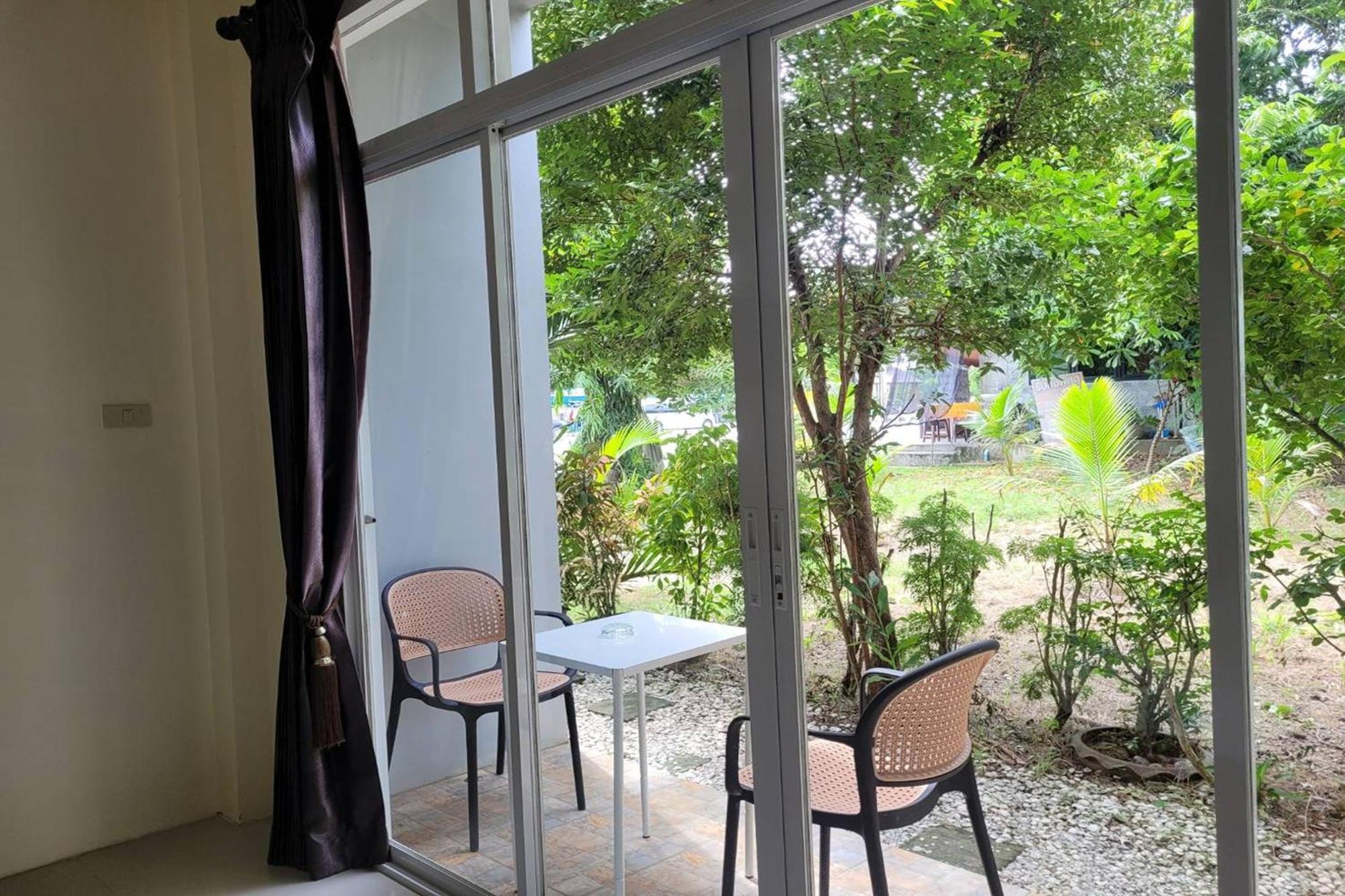 Snooze Inn Phuket - Free Shuttle To Bang Rong Pier Pa Khlok Dış mekan fotoğraf